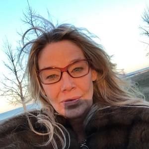 Meet your Posher, Stacey